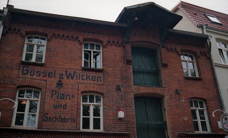 Wismar, Krönkenhagen 30, 25.9.1996.jpg
